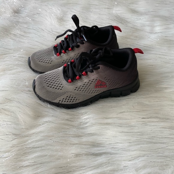 RBX Other - RBX Boys Gray Ombré Sneakers